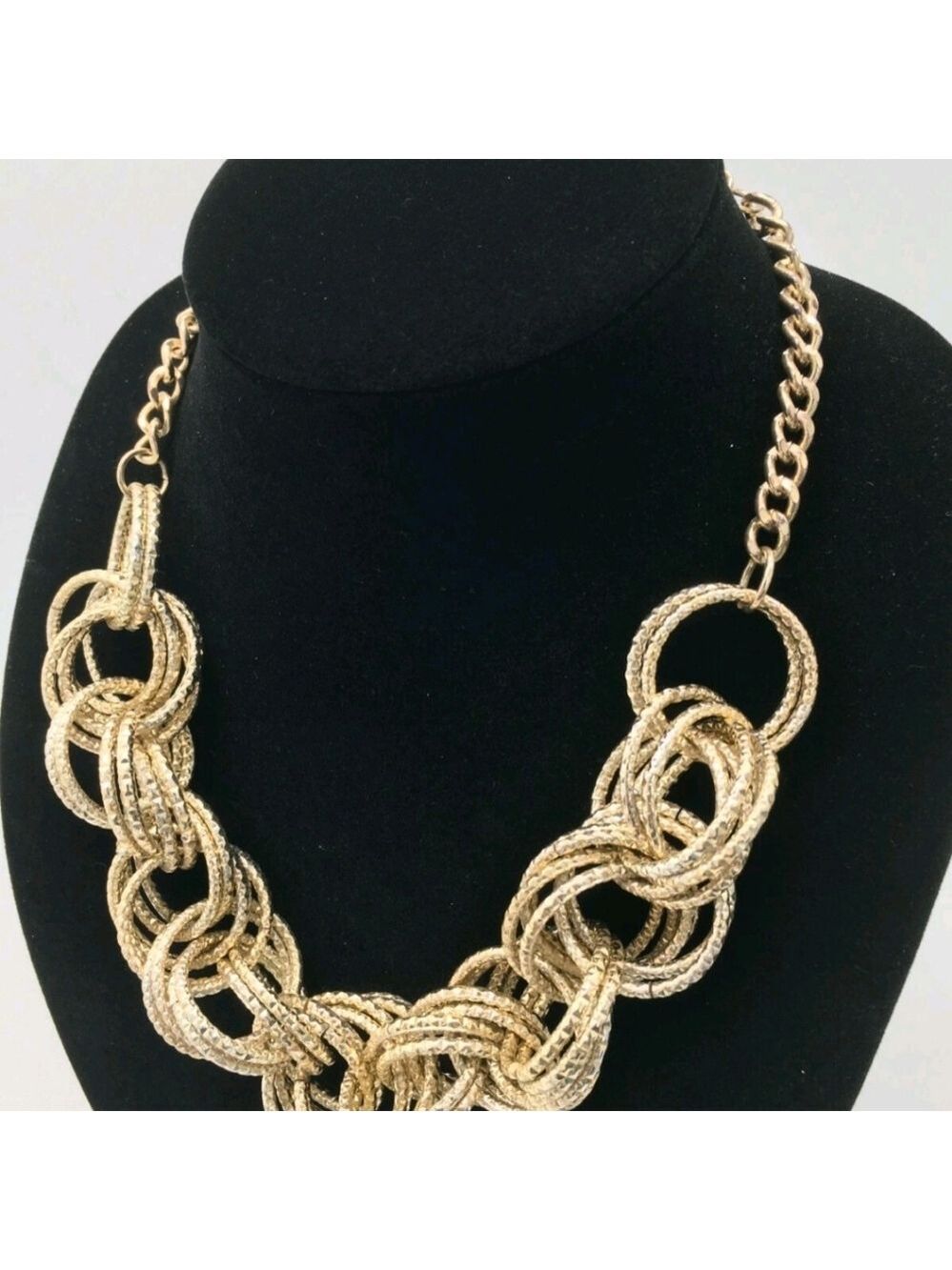 Vtg Signed New York & Company Textured Silver-Tone Multi-Hoop Statement Necklace - Picture 6 of 9